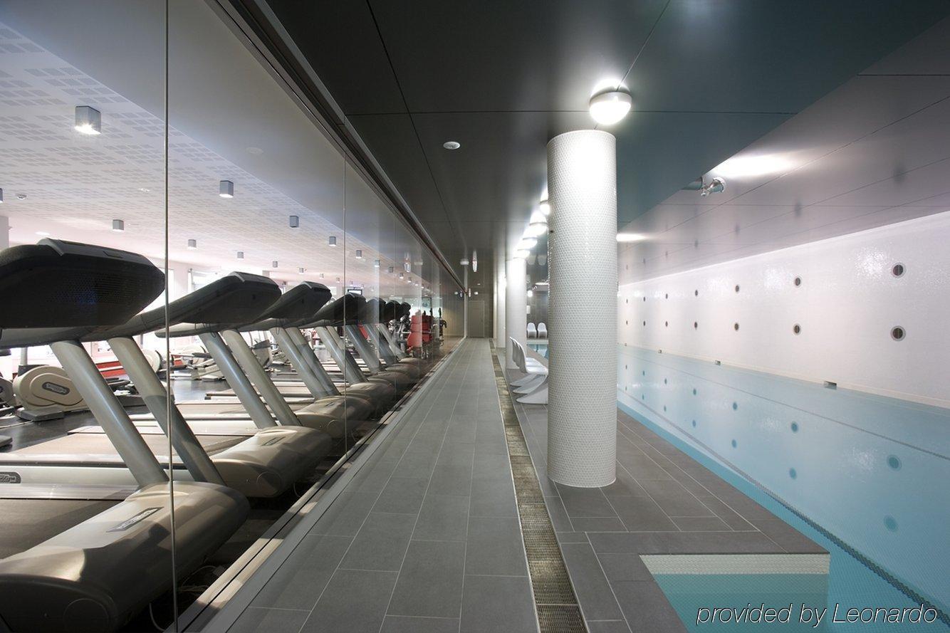Hotel Realm Camberra Facilidades foto The gym at the London Aquatics Centre